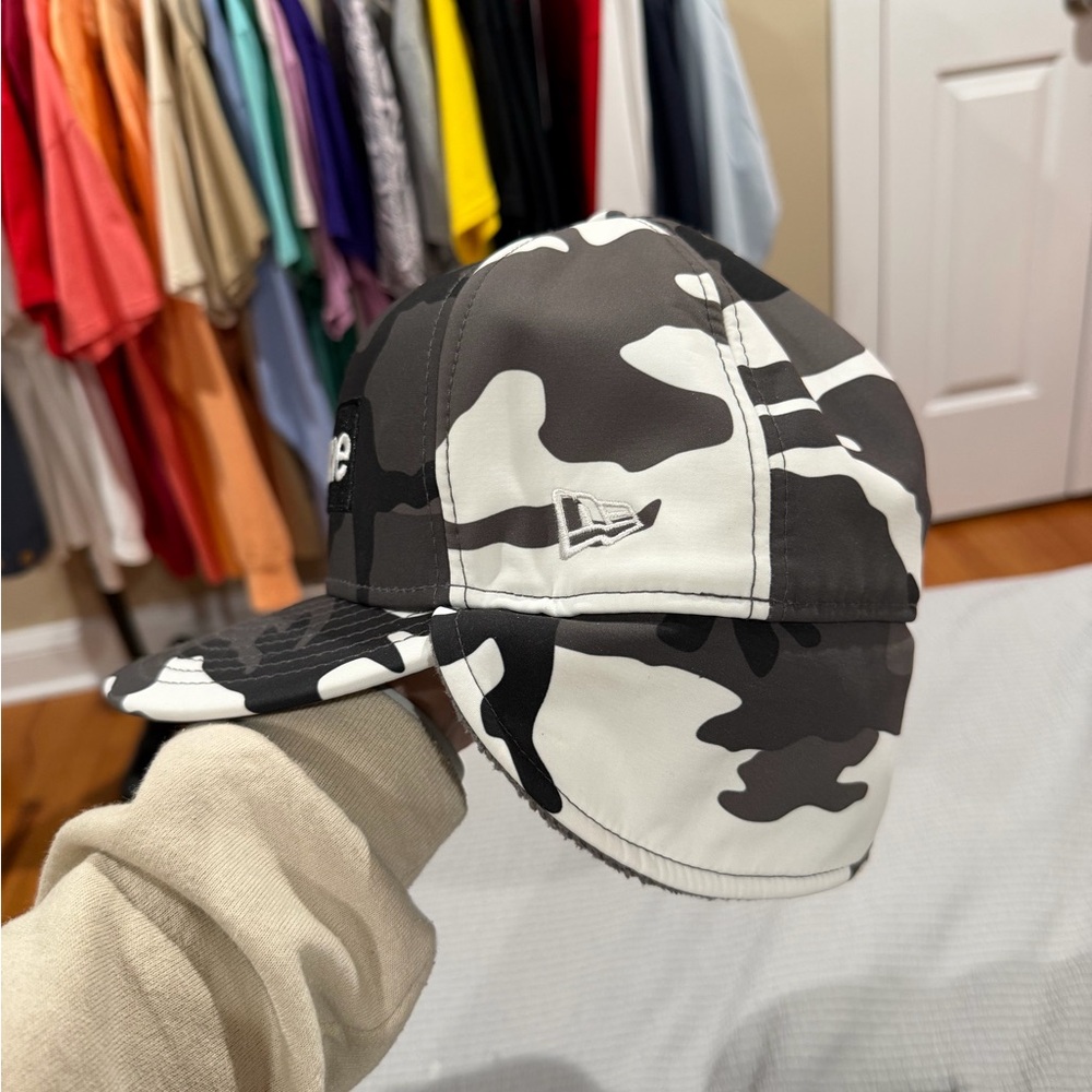 Supreme FW20 Snow Camo Black White and Gray Camouflage WINDSTOPPER New Era Hat - Picture 2 of 8